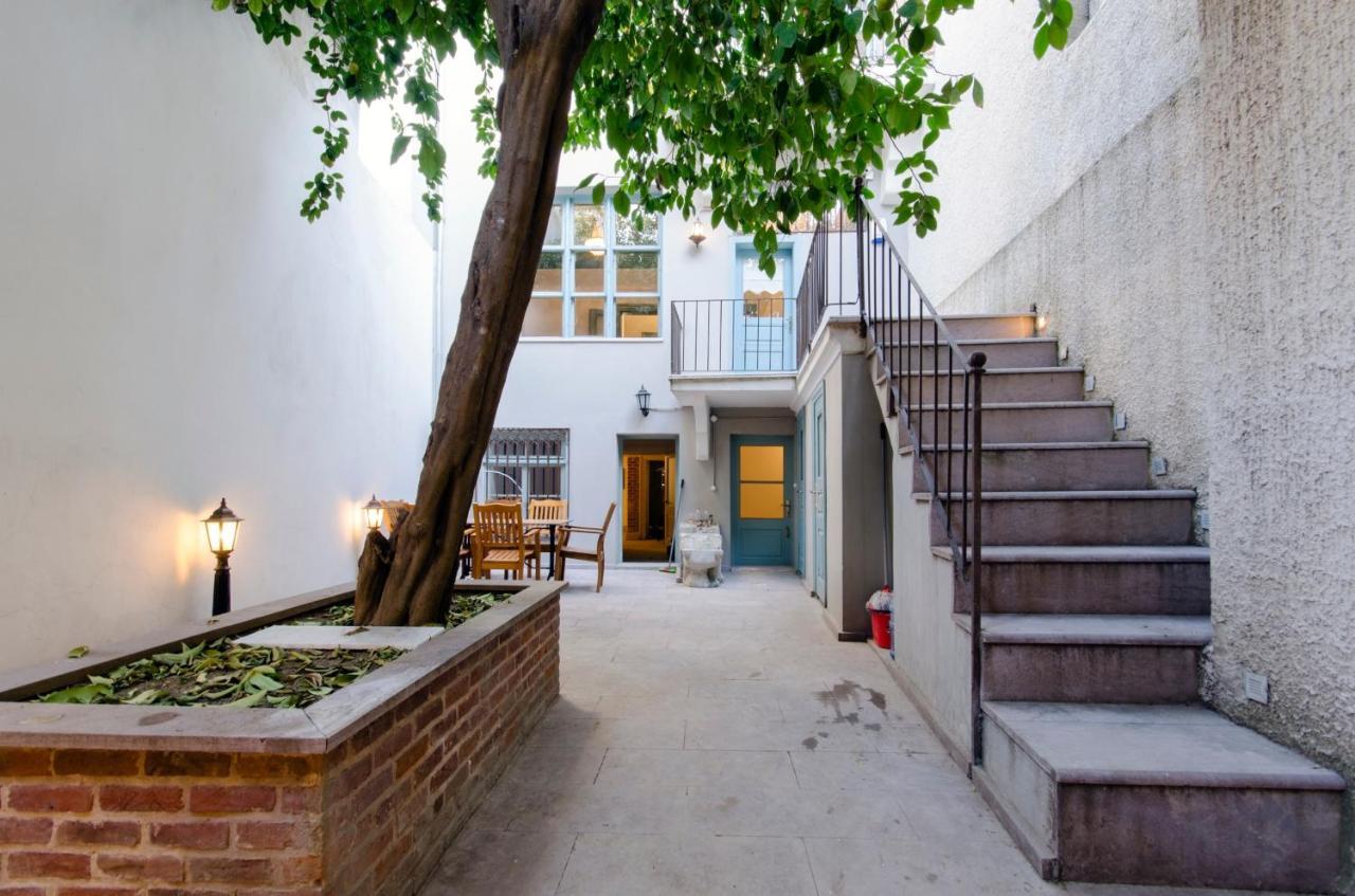 Mansion With Lemon Tree * İzmir