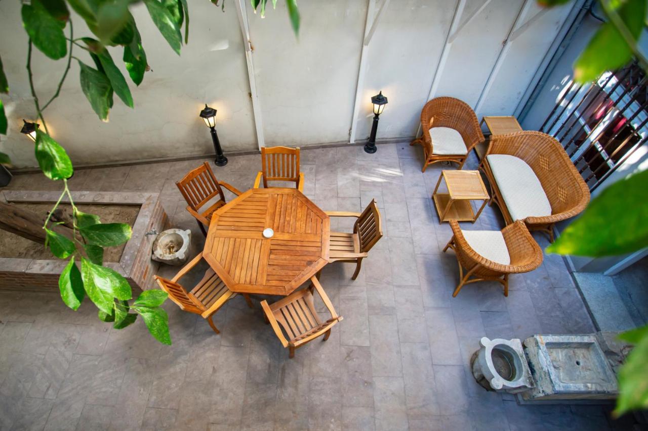 Mansion With Lemon Tree İzmir