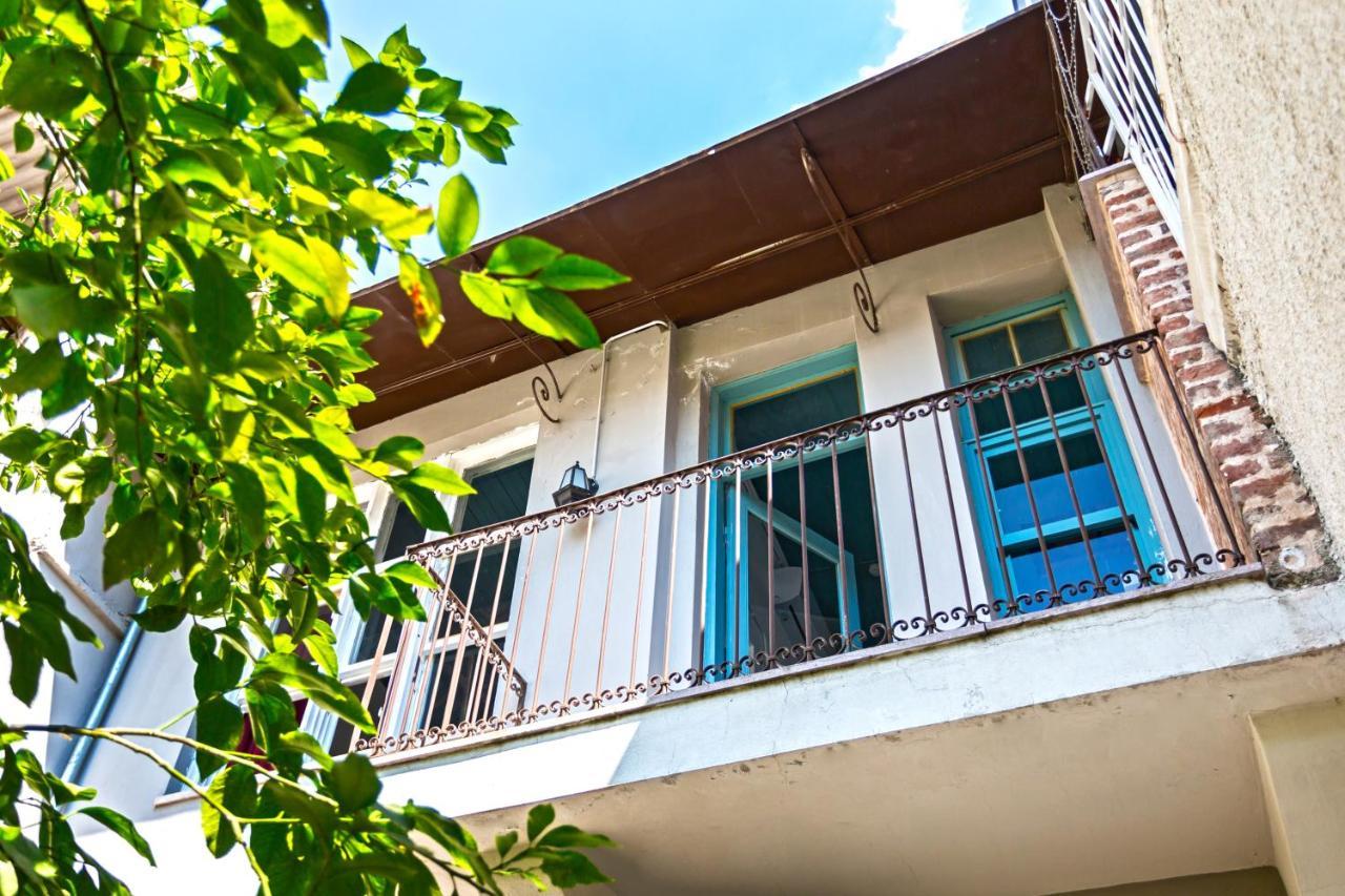 Mansion With Lemon Tree Appartement
